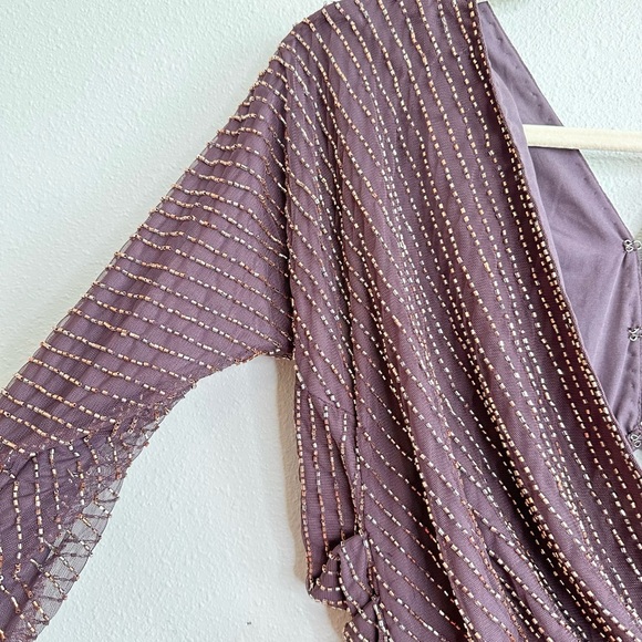 NWT ASOS Gold Linear Batwing Midi Dress Sz 2 - Picture 7 of 12